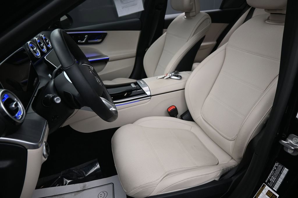 Used 2025 Mercedes-Benz C 300 4MATIC Sedan w/ Exclusive Trim Package image 28