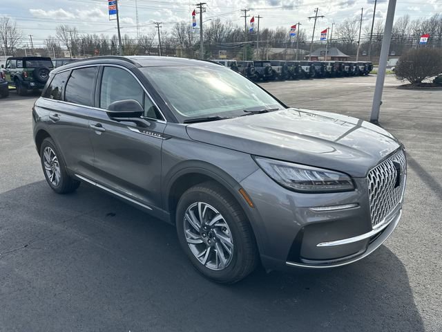 Used 2025 Lincoln Corsair AWD w/ Equipment Group 101A image 11