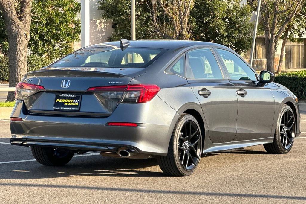 Used 2024 Honda Civic Sport image 4