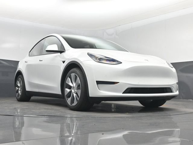 Used 2020 Tesla Model Y Long Range AWD/4WD image 32
