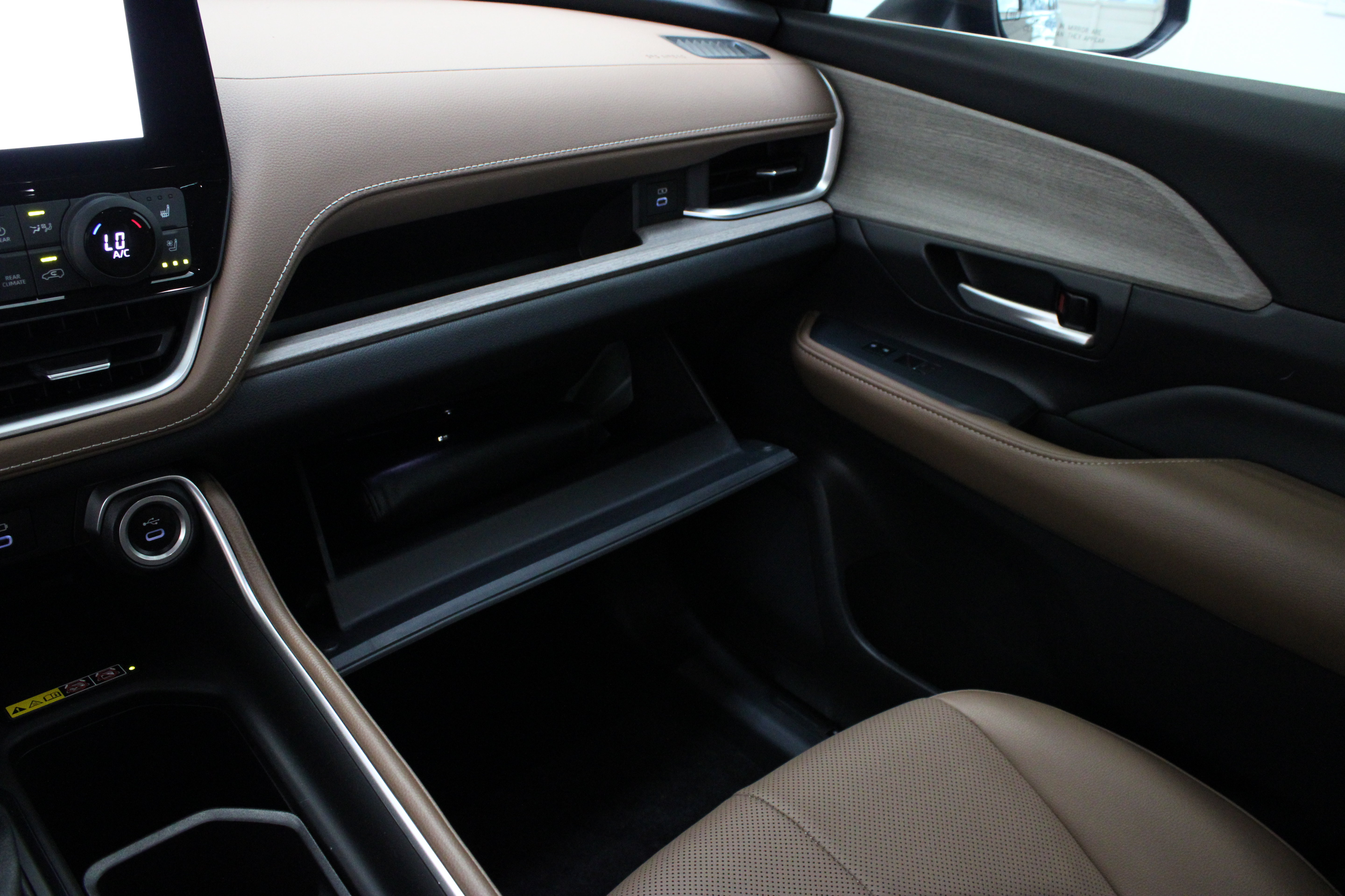 Used 2026 Toyota Grand Highlander AWD image 26