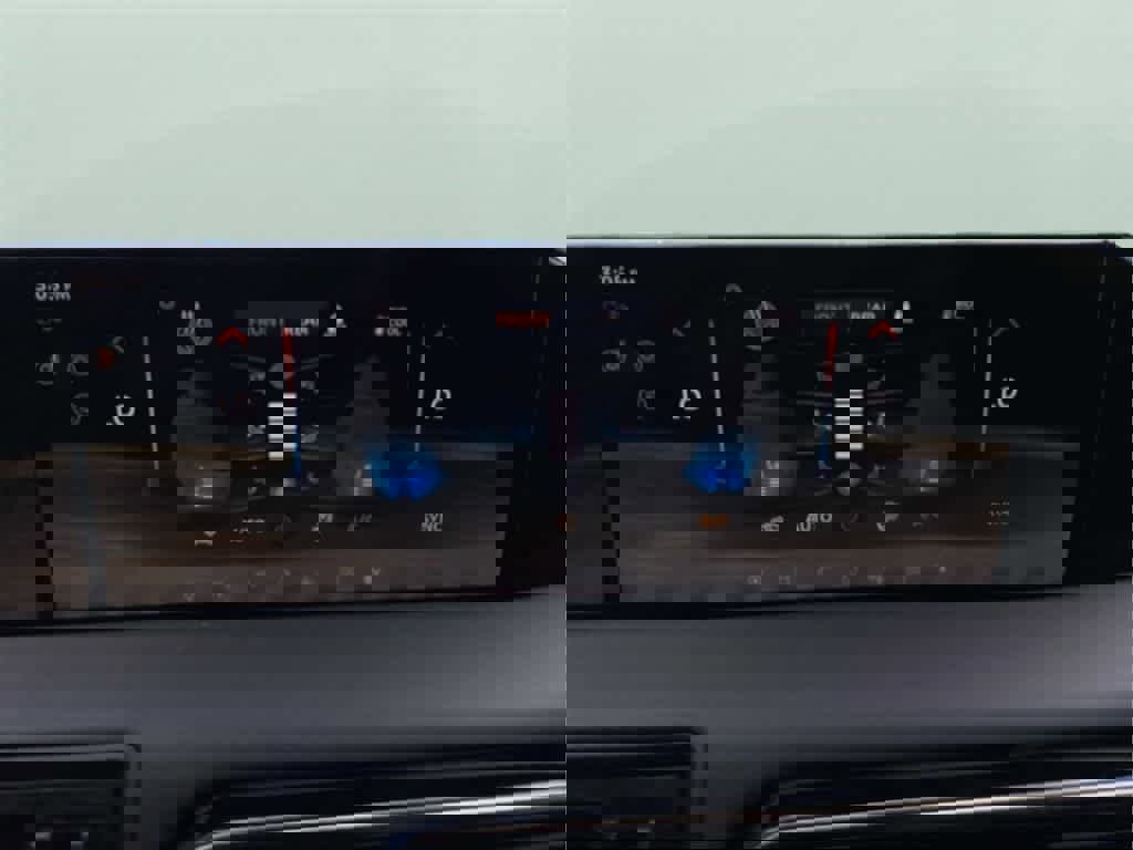 New 2025 Nissan Armada PRO-4X w/ Pro-4X Premium Package image 20