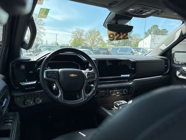 Used 2023 Chevrolet Silverado 1500 LTZ w/ LTZ Premium Package image 15