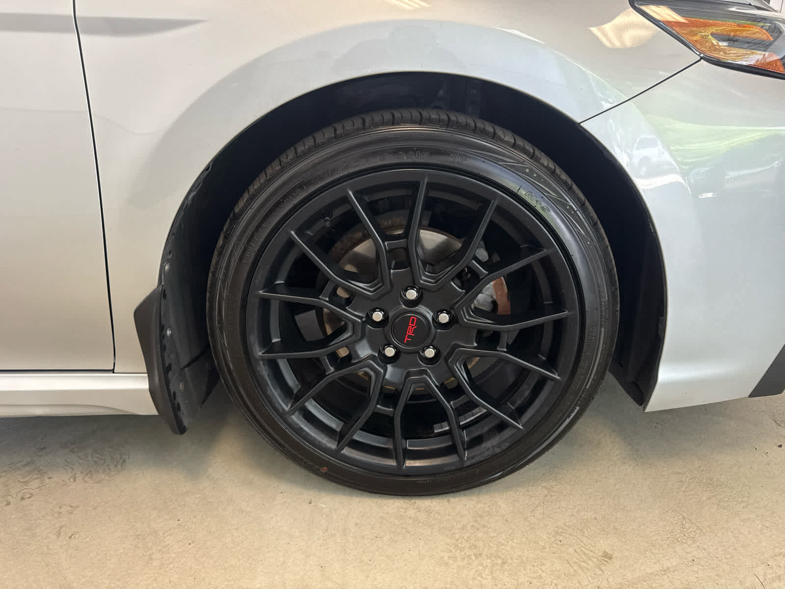 Used 2021 Toyota Camry XSE FWD image 7