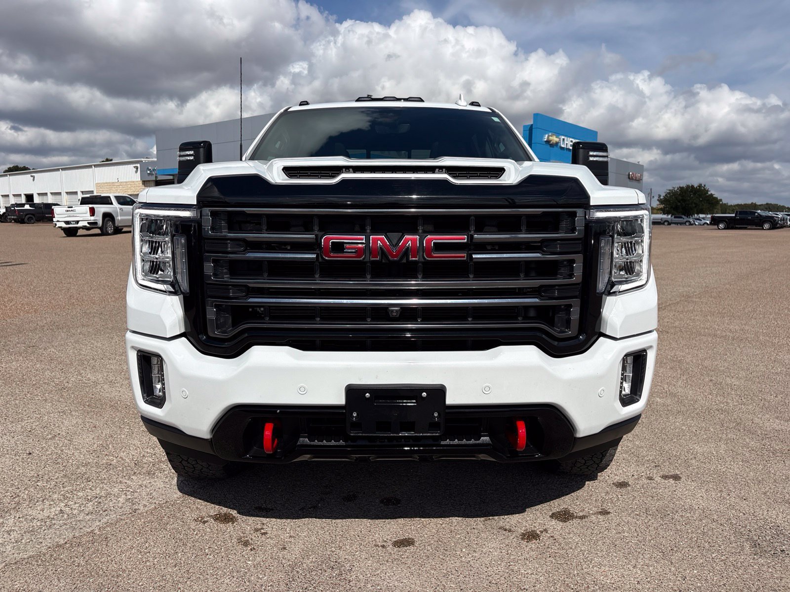 Used 2022 GMC Sierra 2500 AT4 w/ AT4 Premium Plus Package AWD/4WD image 9