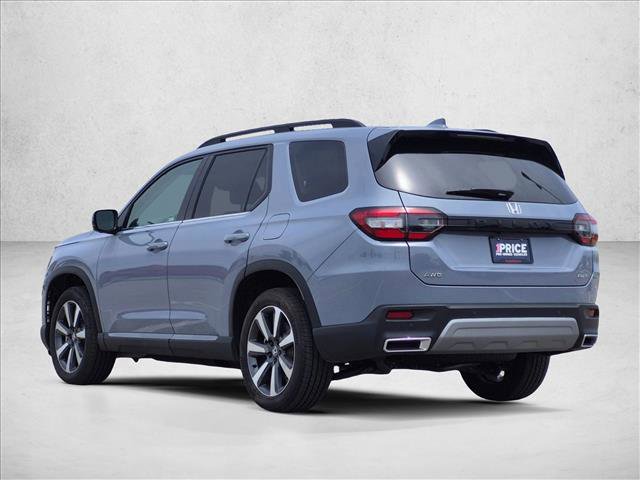 Used 2025 Honda Pilot Elite image 8