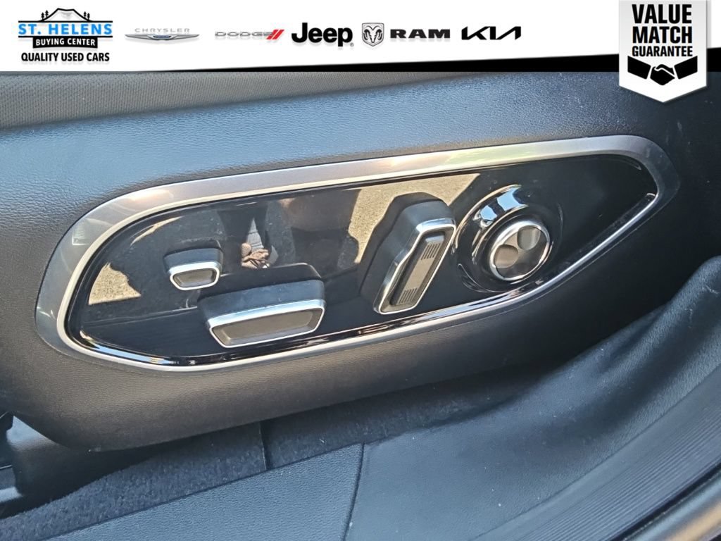Used 2024 Jeep Wagoneer Limited AWD/4WD image 12