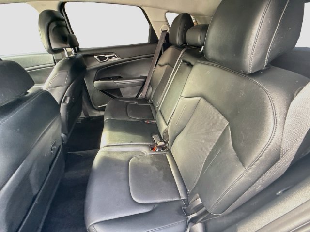 Used 2023 Kia Sportage EX FWD image 31