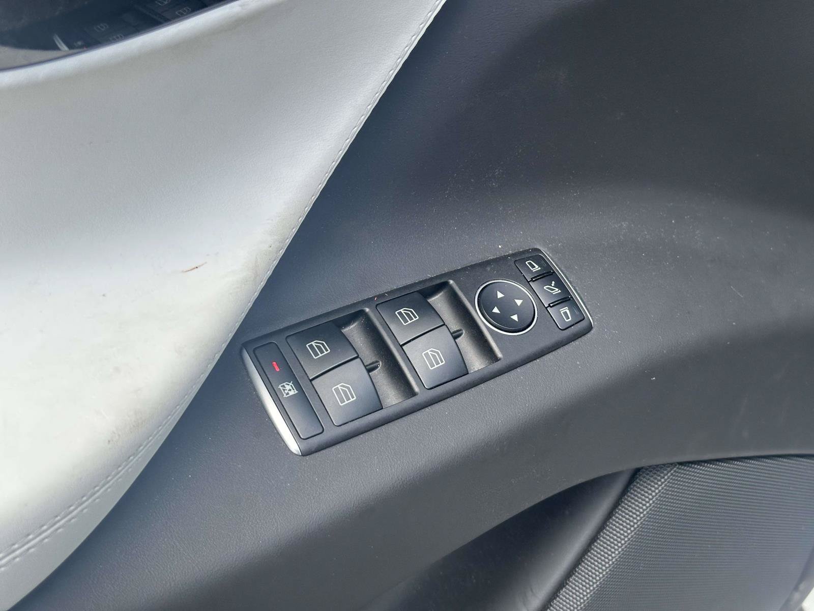 Used 2019 Tesla Model X Long Range AWD/4WD image 14
