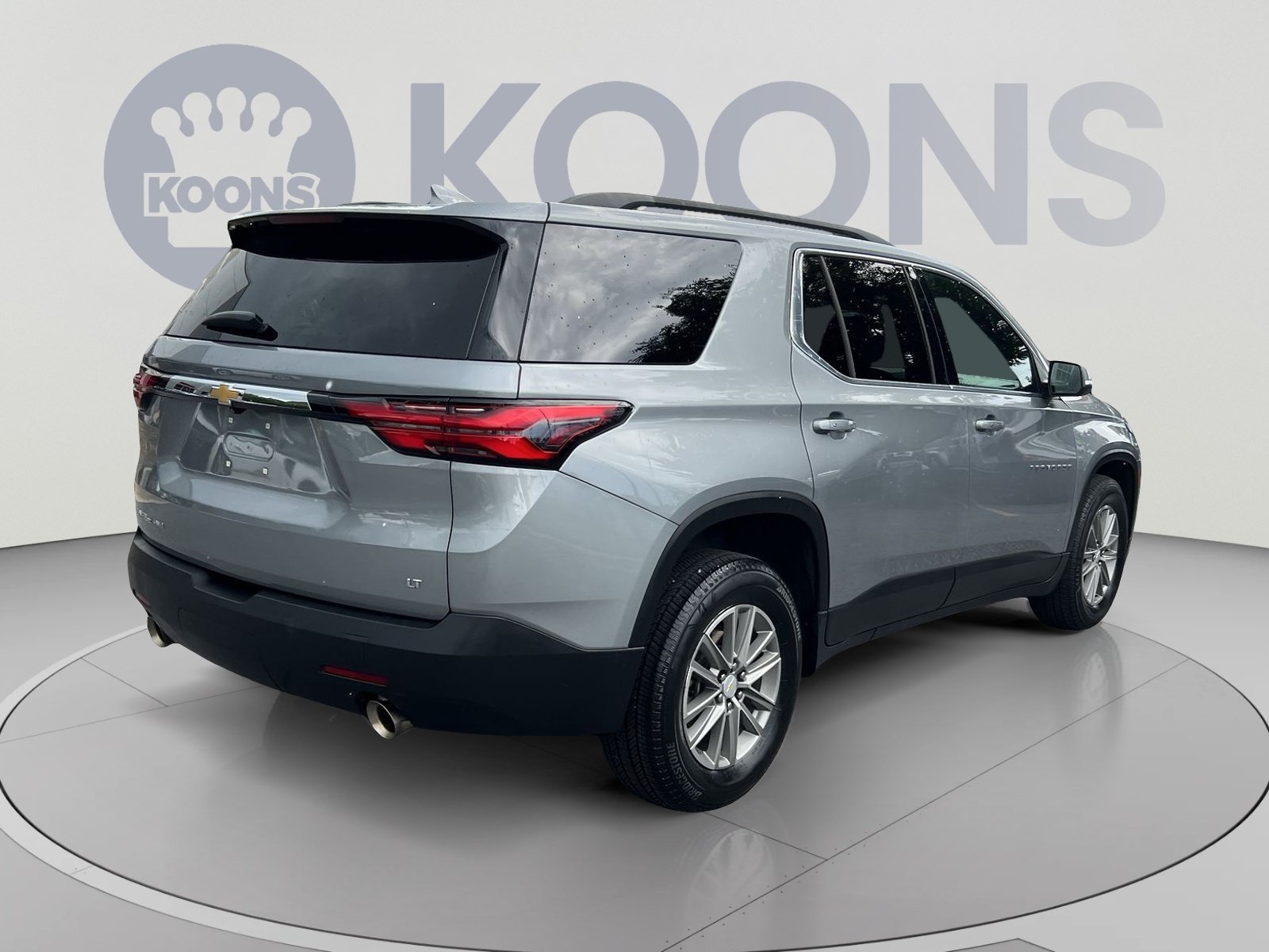 Used 2023 Chevrolet Traverse LT AWD/4WD image 7