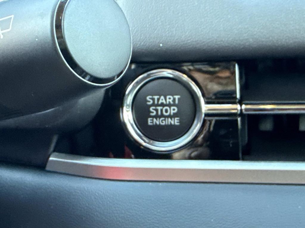 New 2026 Mitsubishi Outlander SEL image 29