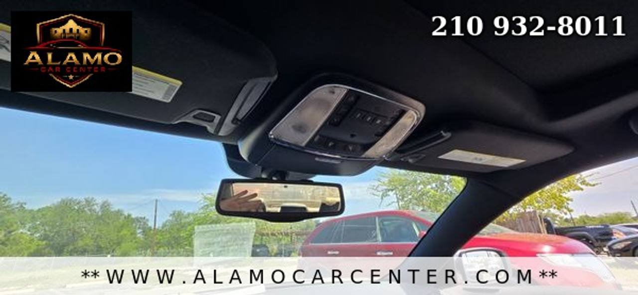 Used 2013 Chrysler 300 S RWD image 35