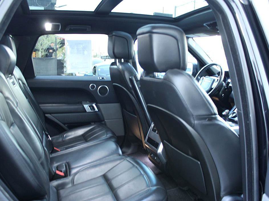Used 2018 Land Rover Range Rover Sport HSE image 20
