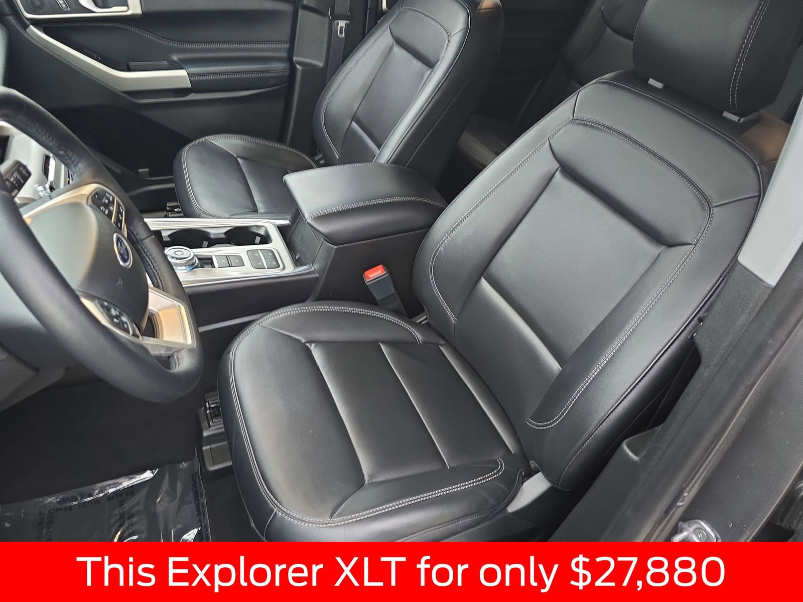 Used 2023 Ford Explorer XLT w/ Equipment Group 202A RWD image 24