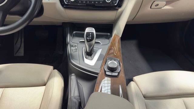 Used 2016 BMW 340i xDrive Sedan AWD/4WD image 18