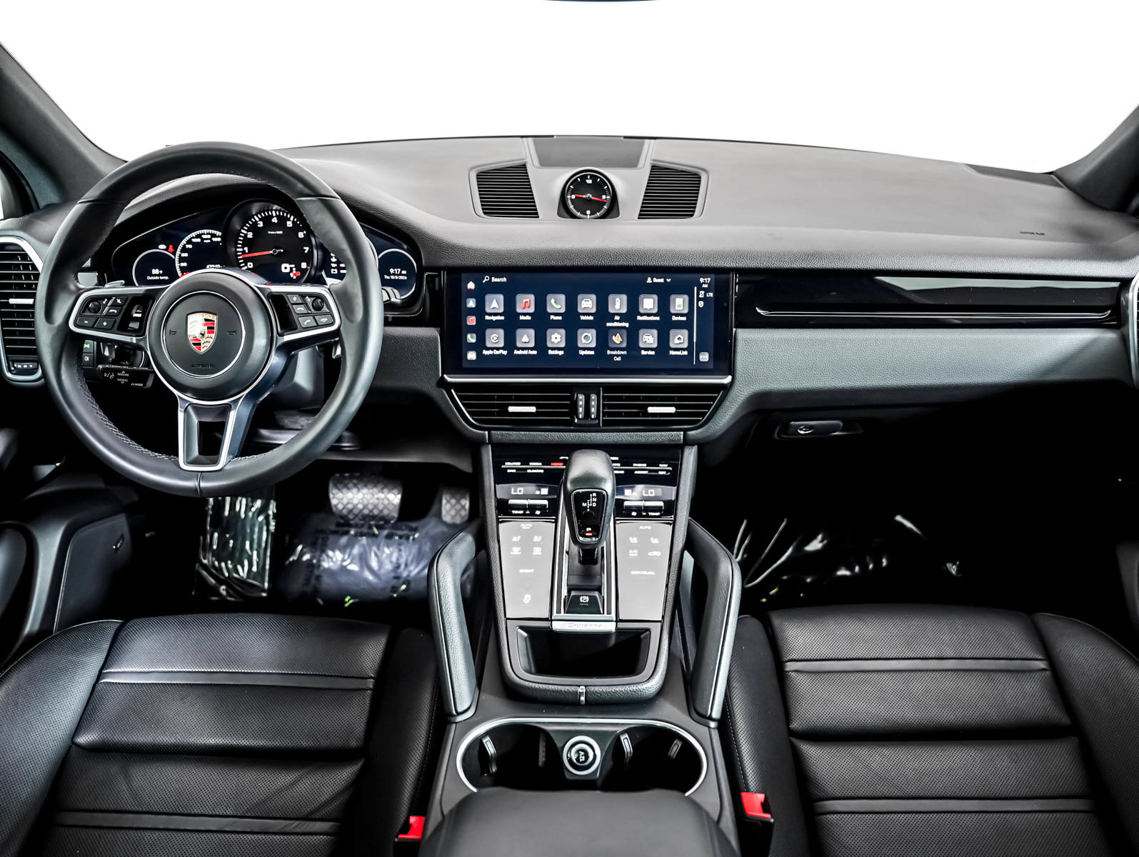 Certified 2023 Porsche Cayenne w/ Premium Package AWD/4WD image 15