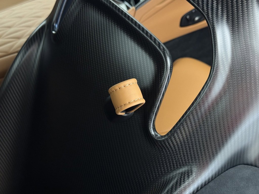 Used 2025 Aston Martin DB12 Coupe image 49