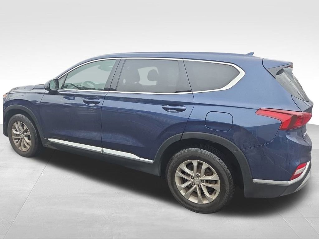 Used 2019 Hyundai Santa Fe SEL image 2