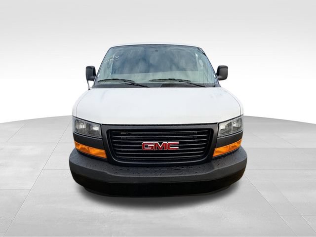 New 2026 GMC Savana 2500 w/ Driver Convenience Package RWD image 3