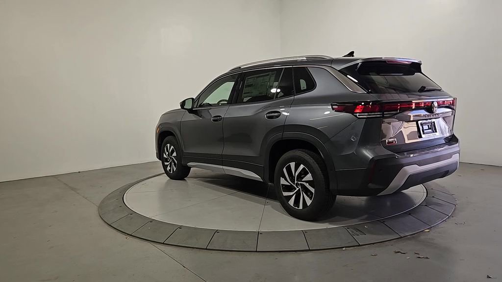 New 2026 Volkswagen Tiguan S image 3