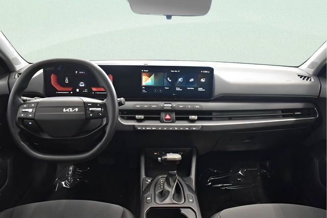 Used 2025 Kia K4 image 5