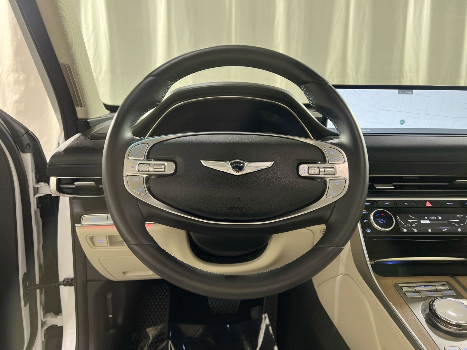 Used 2023 Genesis GV80 3.5T image 23