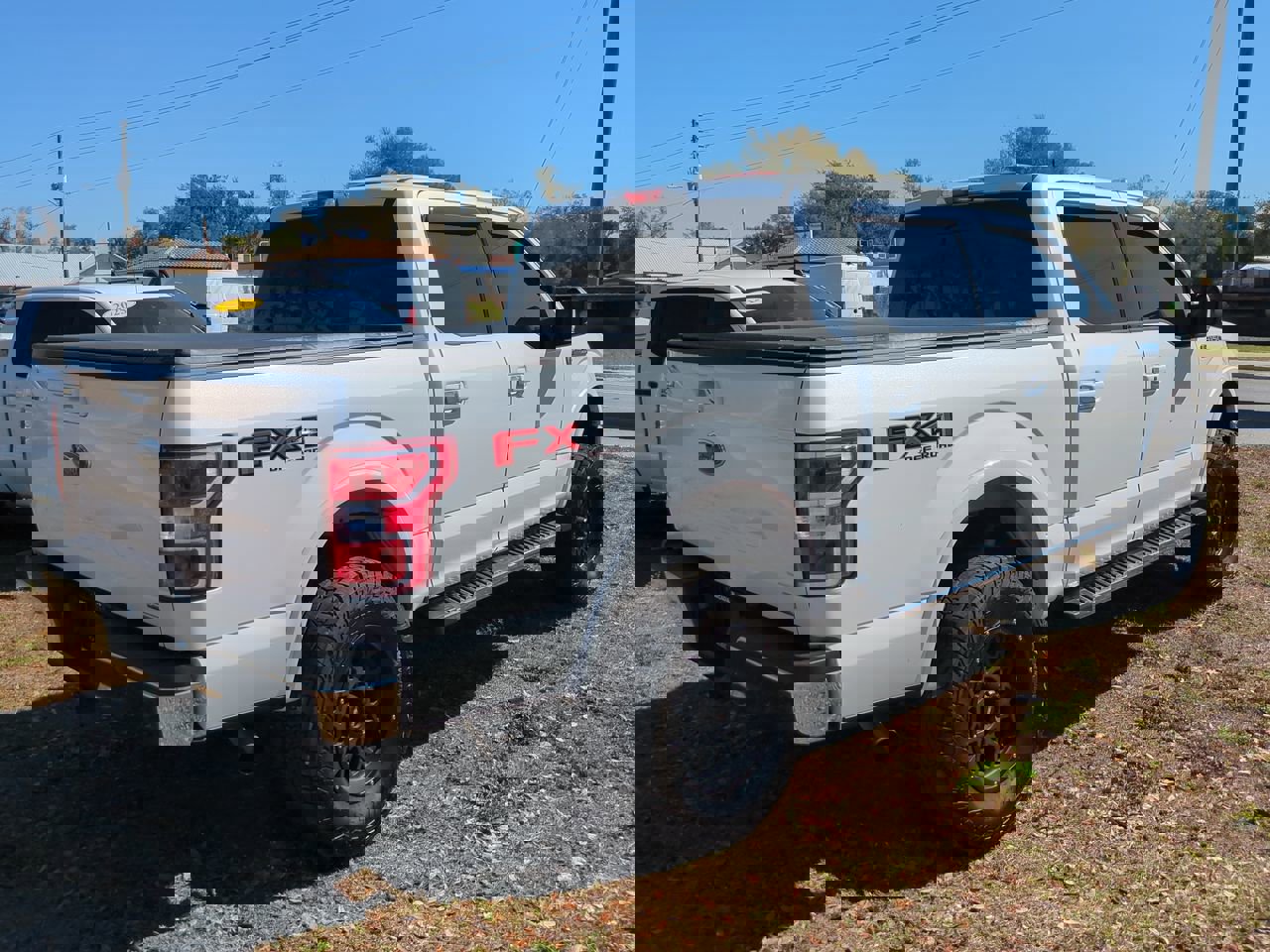 Used 2018 Ford F150 Lariat w/ Trailer Tow Package image 4