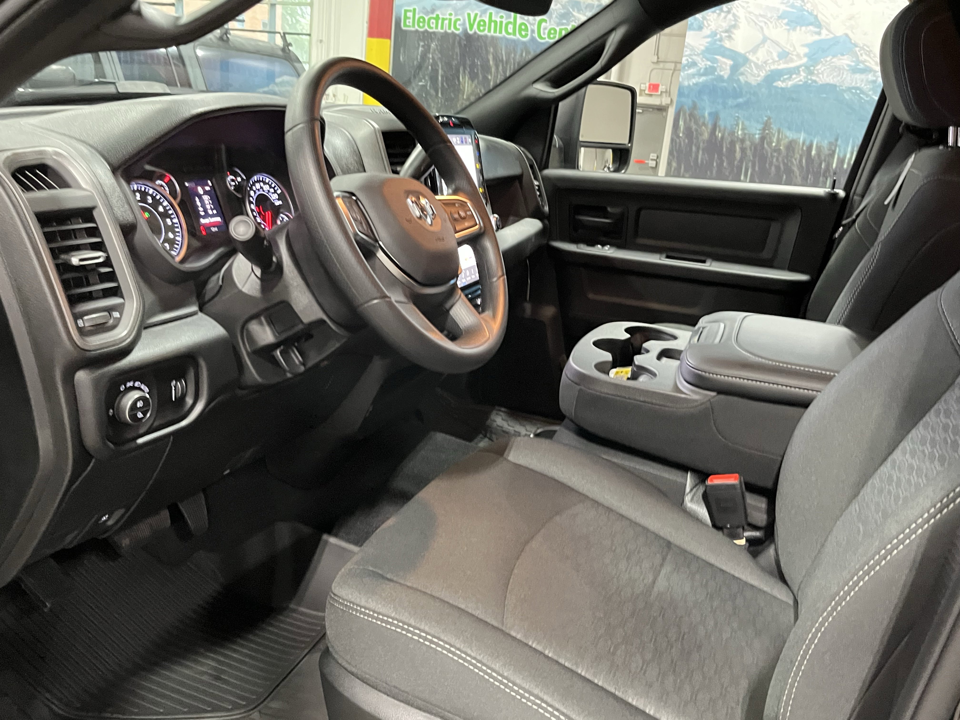 New 2026 RAM 2500 Tradesman AWD/4WD image 11