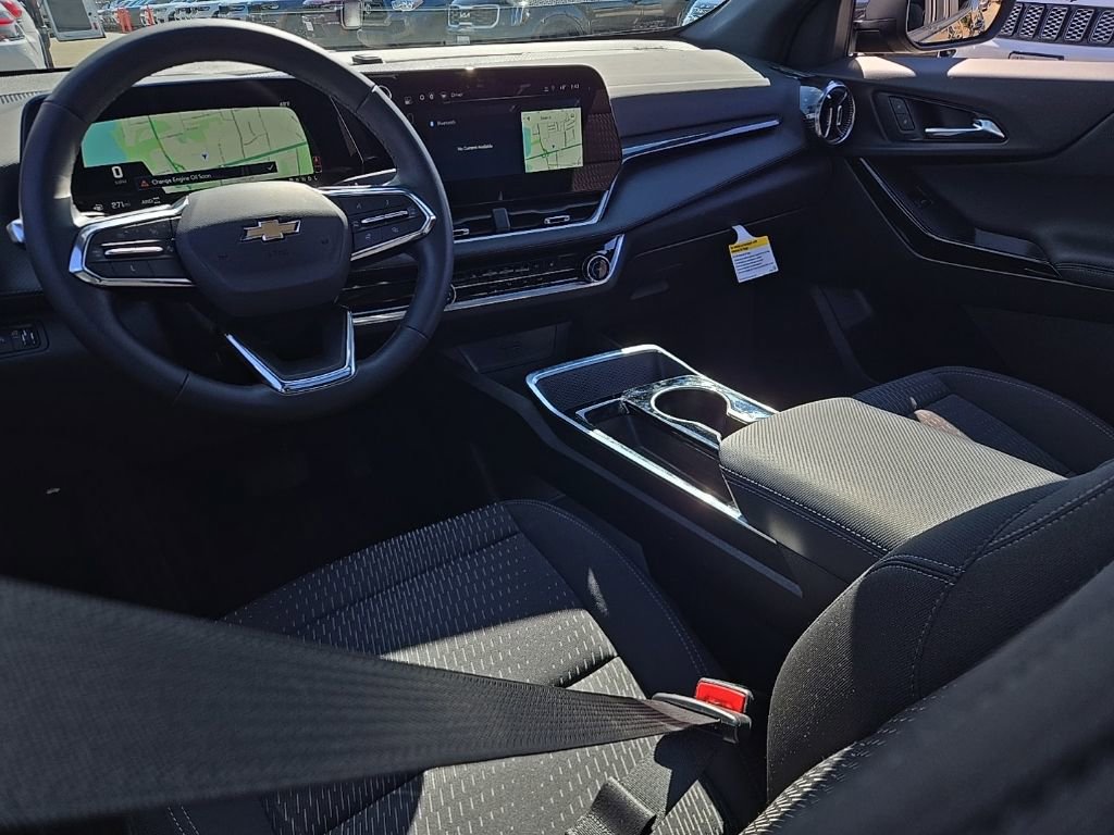 Used 2025 Chevrolet Equinox LT image 18