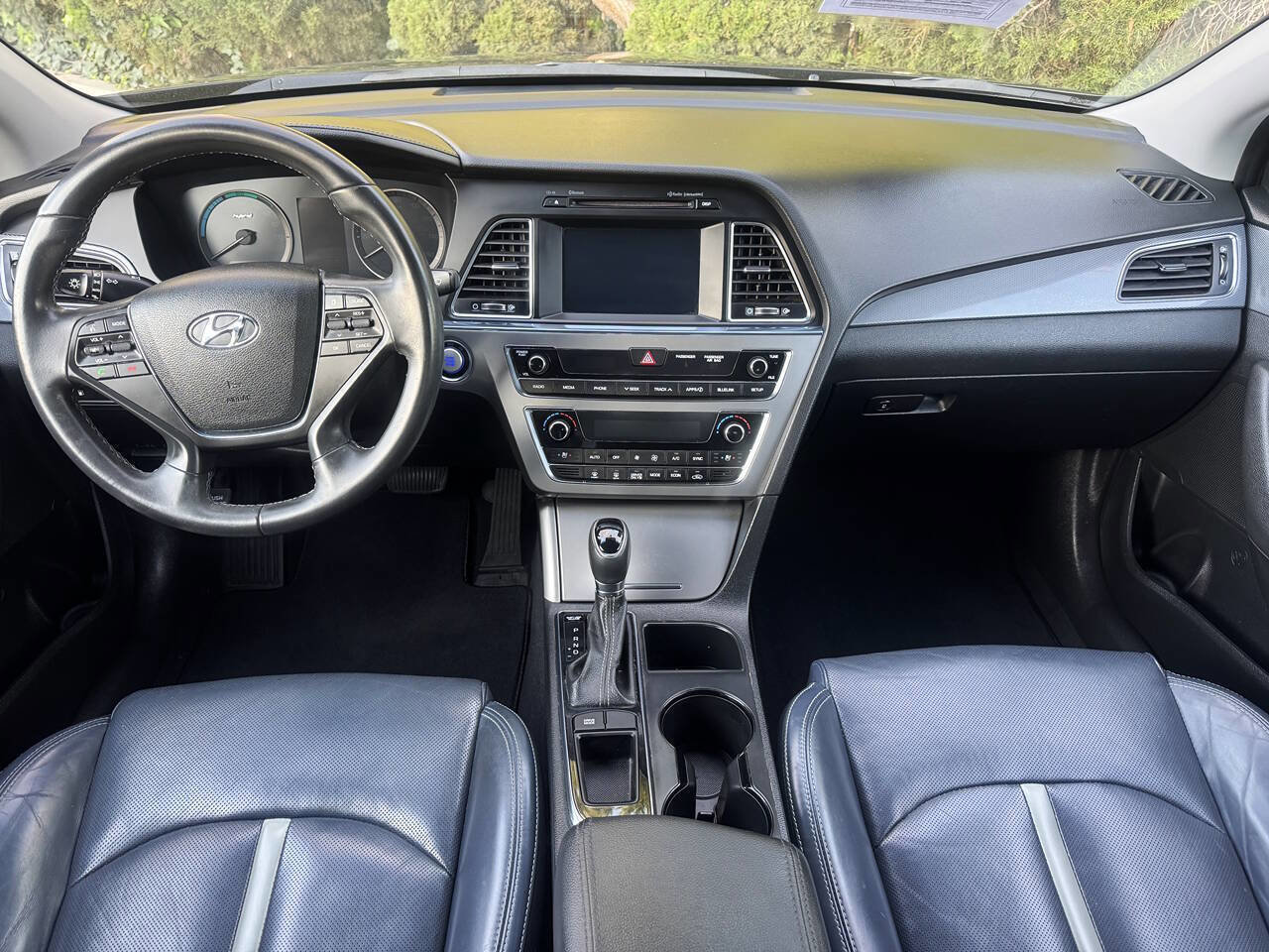 Used 2017 Hyundai Sonata Limited image 7
