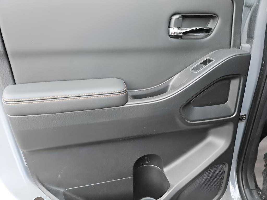 Used 2024 Nissan Frontier Pro-X w/ Pro Convenience Package image 20