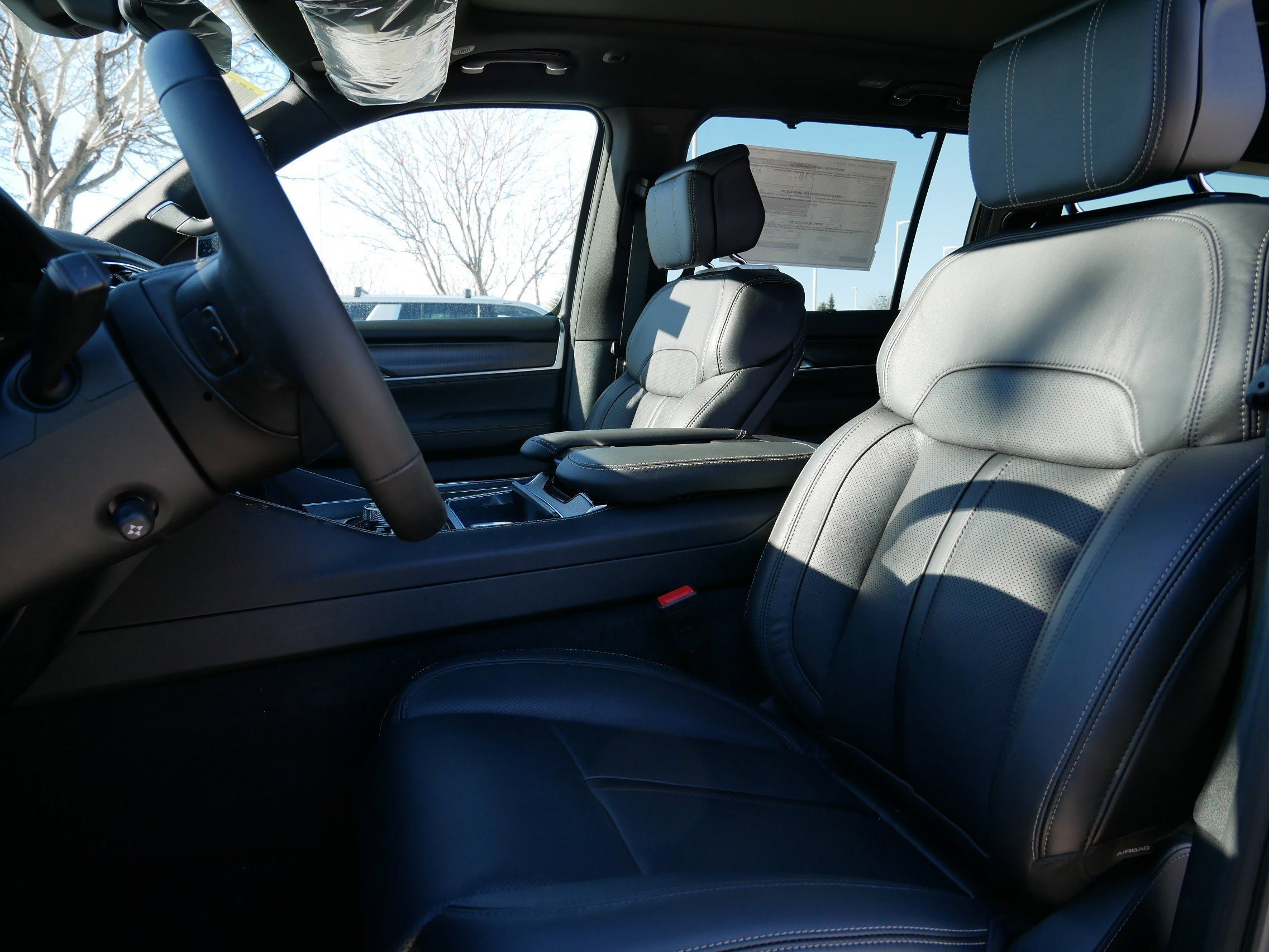 New 2026 Jeep Grand Wagoneer L Summit image 9