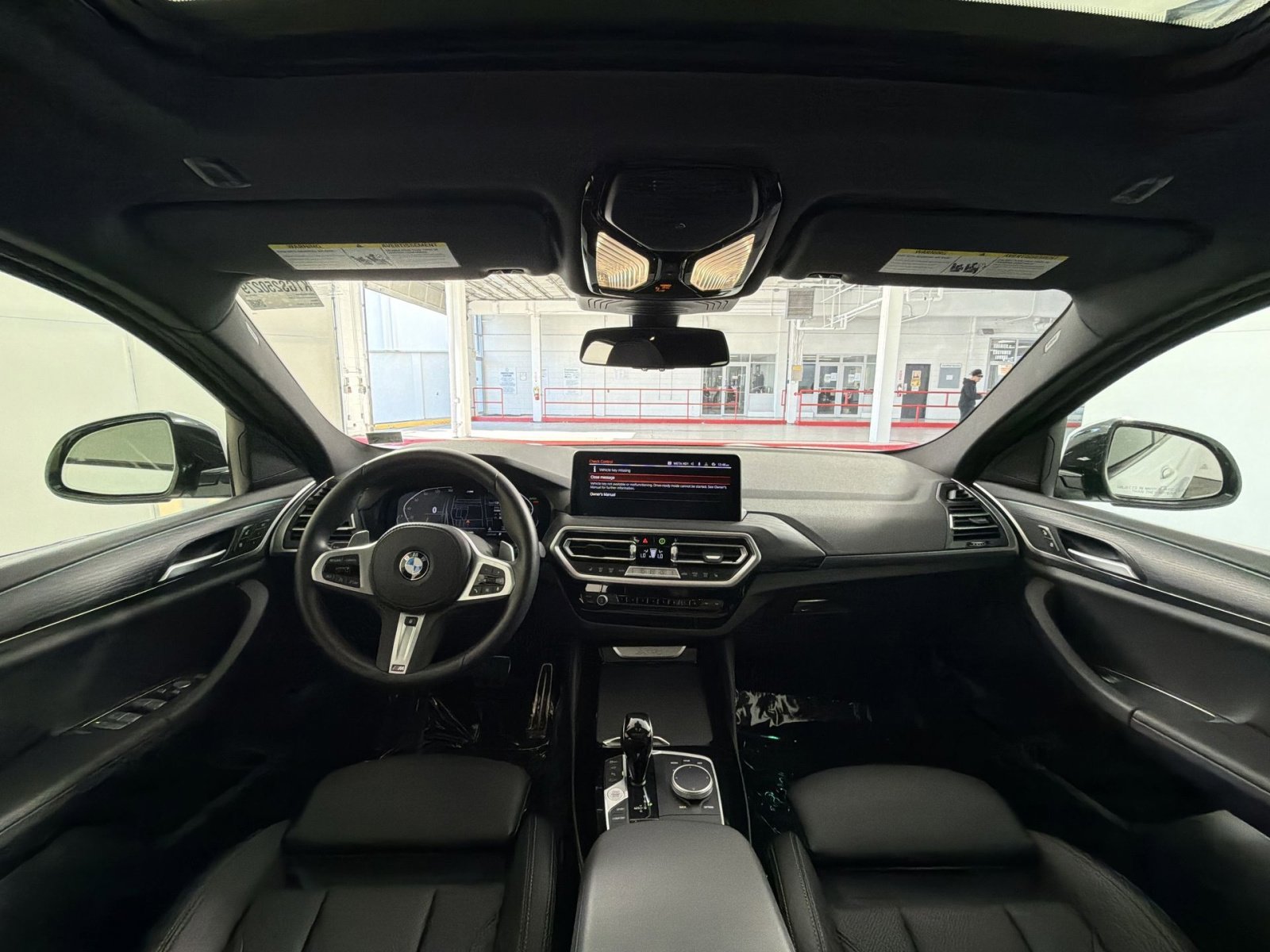 Used 2025 BMW X4 xDrive30i w/ Premium Package image 23