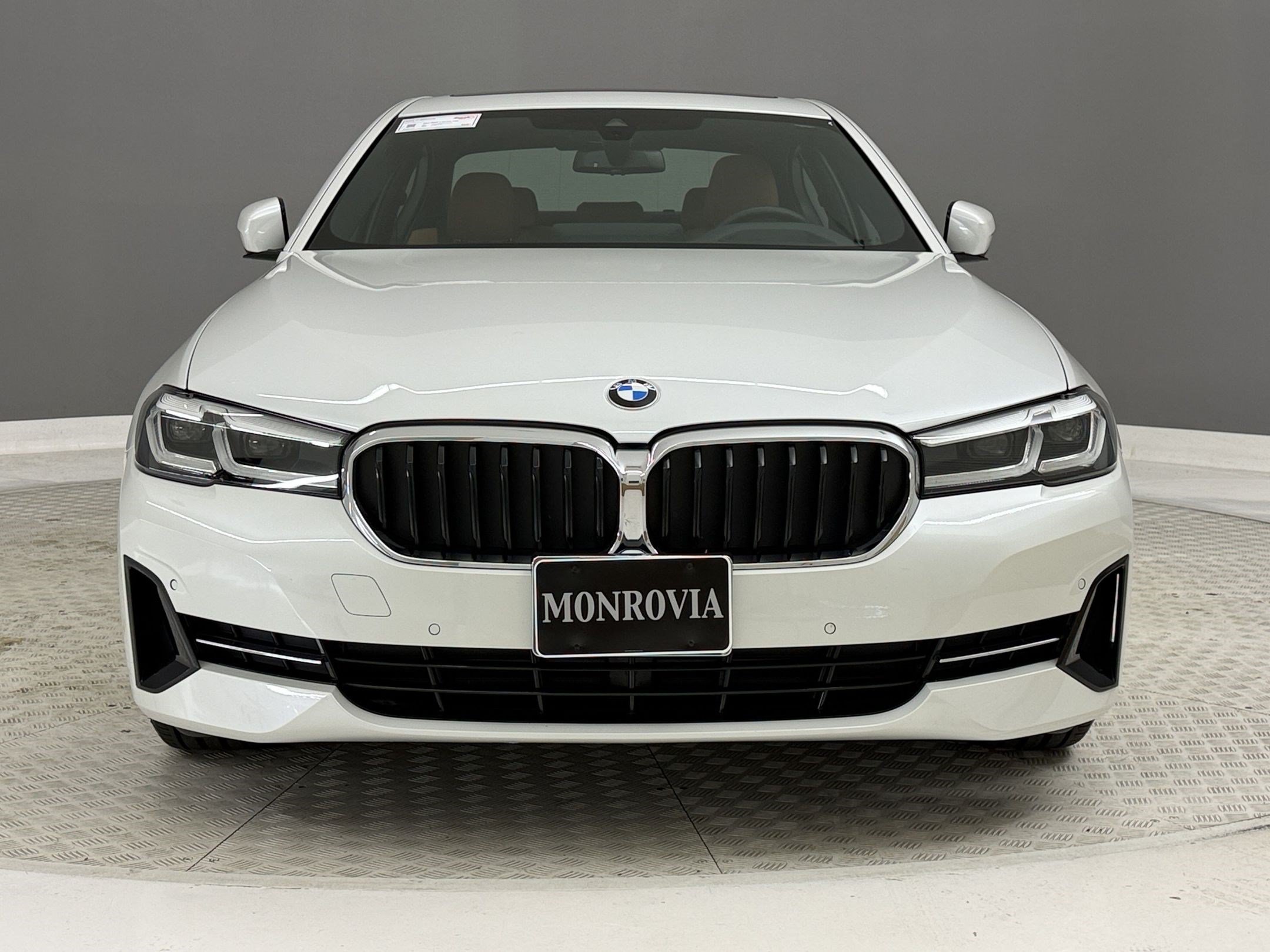 Certified 2023 BMW 530i w/ Premium Package RWD image 6