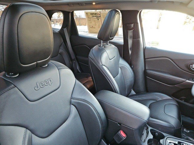 Used 2022 Jeep Cherokee Limited image 12