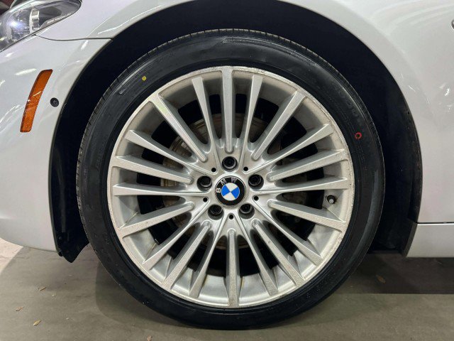 Used 2014 BMW 550i xDrive Sedan AWD/4WD image 44
