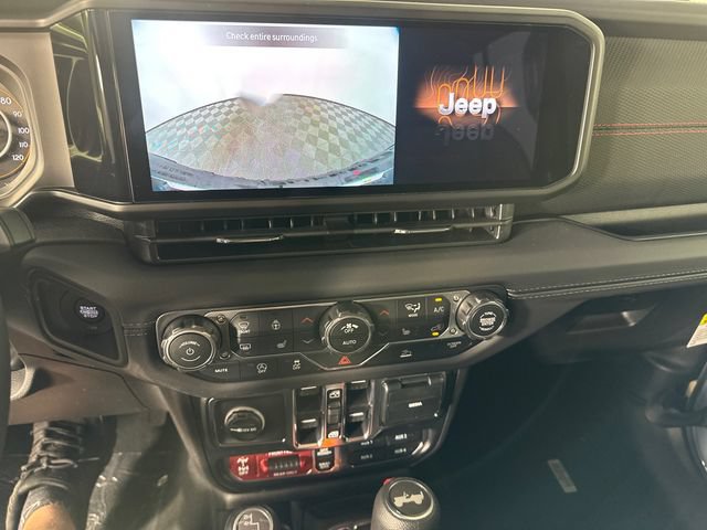 New 2026 Jeep Wrangler Unlimited Rubicon AWD/4WD image 29