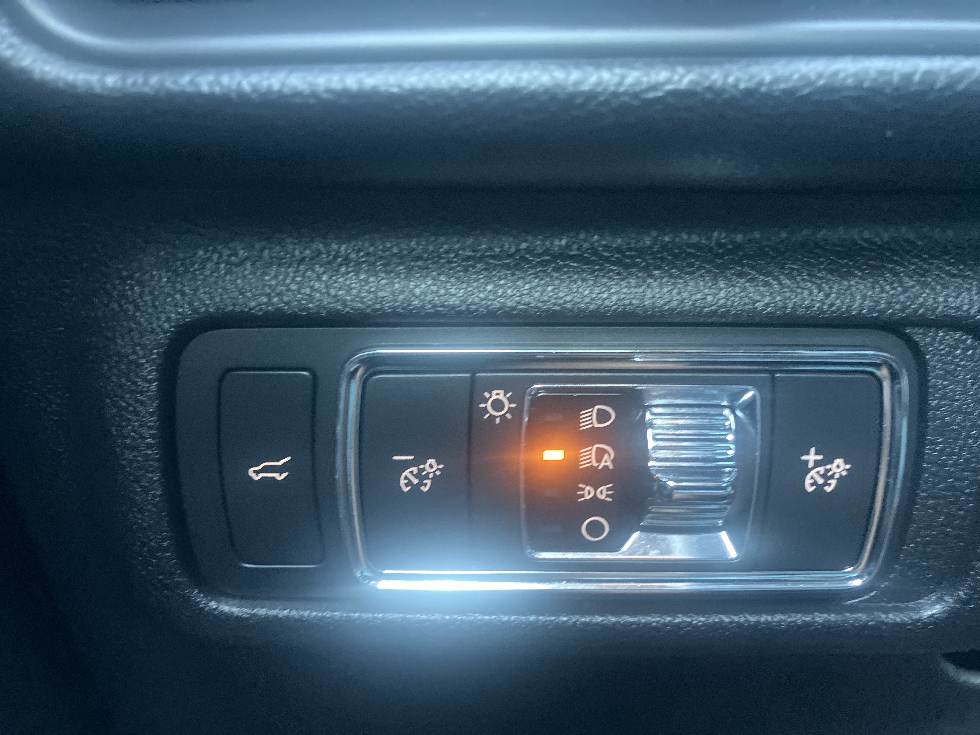 Used 2023 Lincoln Corsair AWD image 20