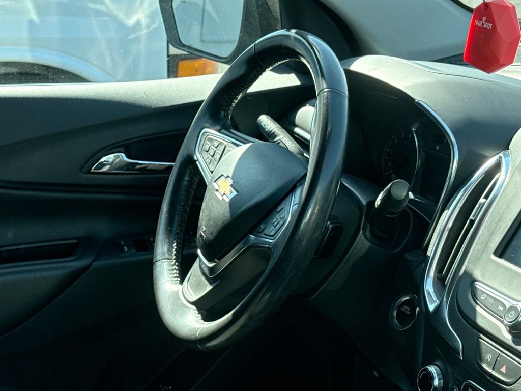 Used 2022 Chevrolet Equinox LT FWD image 13