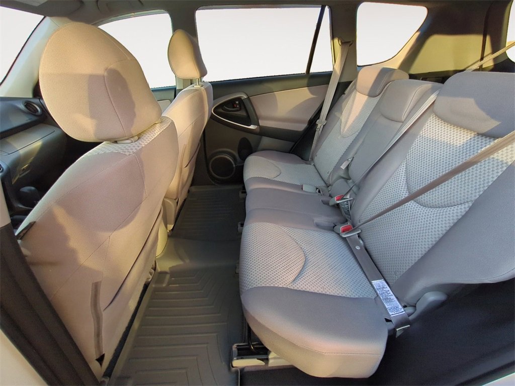 Used 2006 Toyota RAV4 2WD image 13