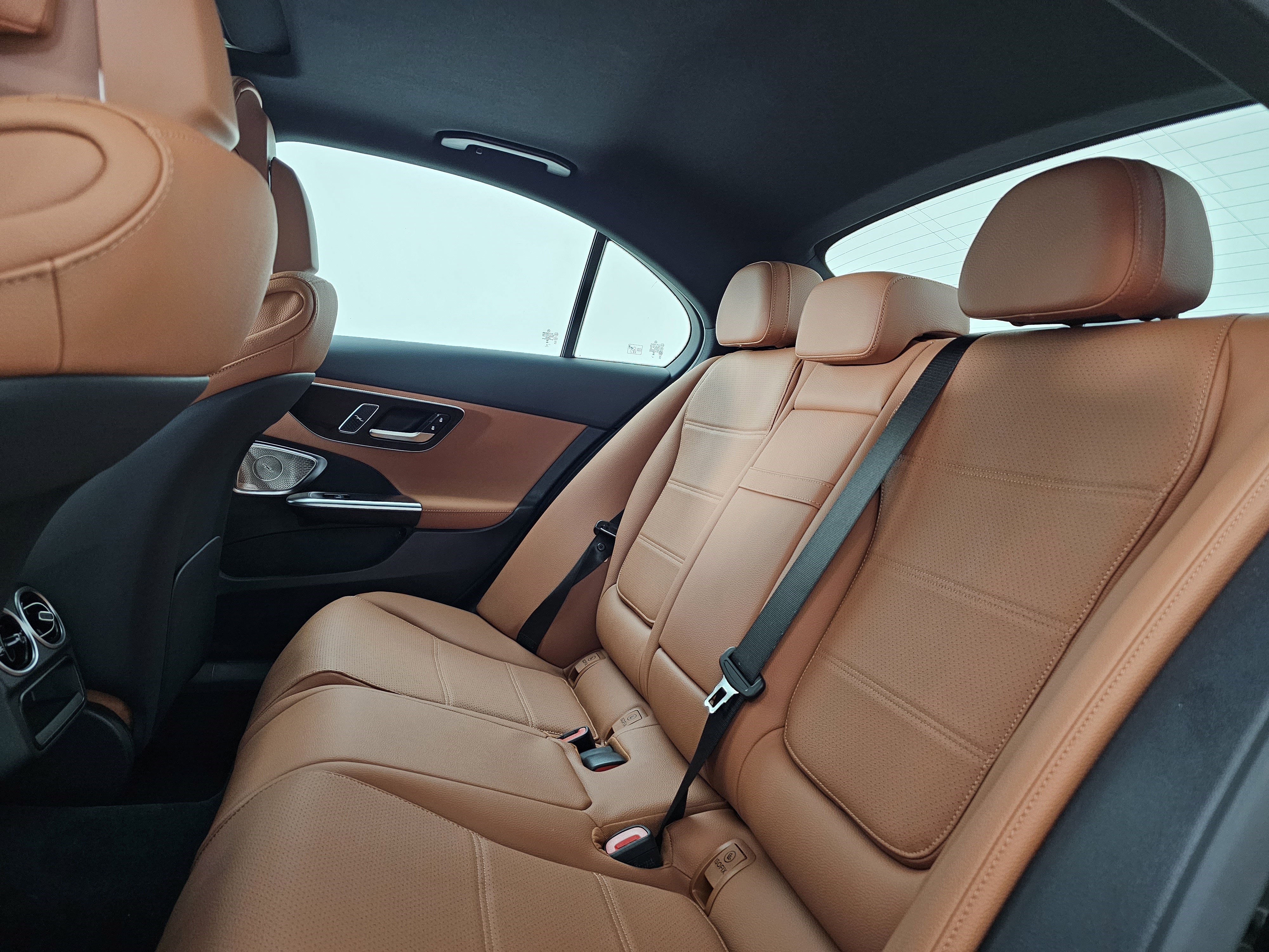 Certified 2025 Mercedes-Benz C 300 4MATIC Sedan image 23