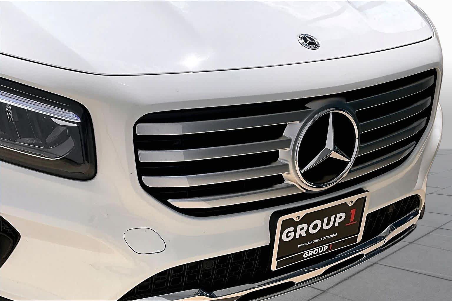 Used 2025 Mercedes-Benz GLB 250 image 30