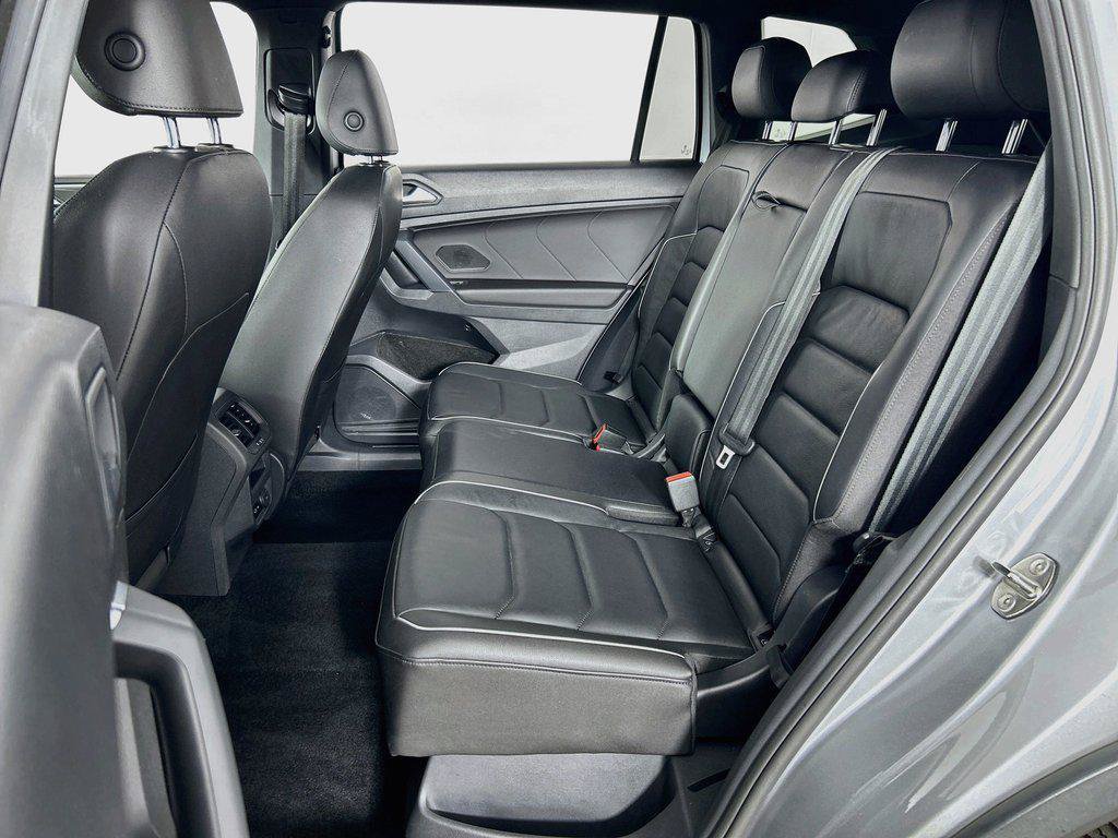 Used 2020 Volkswagen Tiguan SEL Premium R-Line AWD/4WD image 26