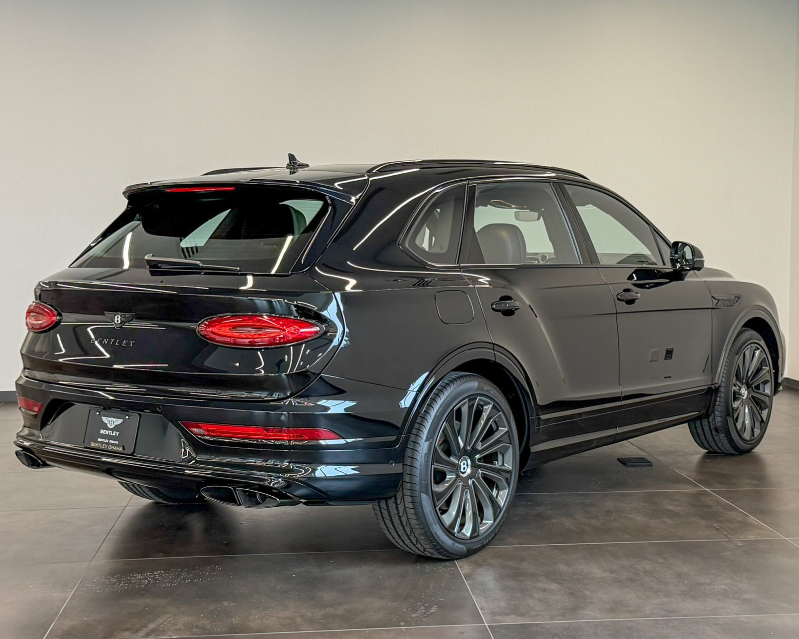 New 2027 Bentley Bentayga AWD/4WD image 9