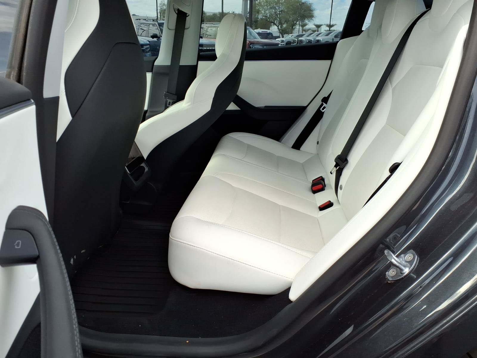 Used 2025 Tesla Model 3 Performance AWD/4WD image 17