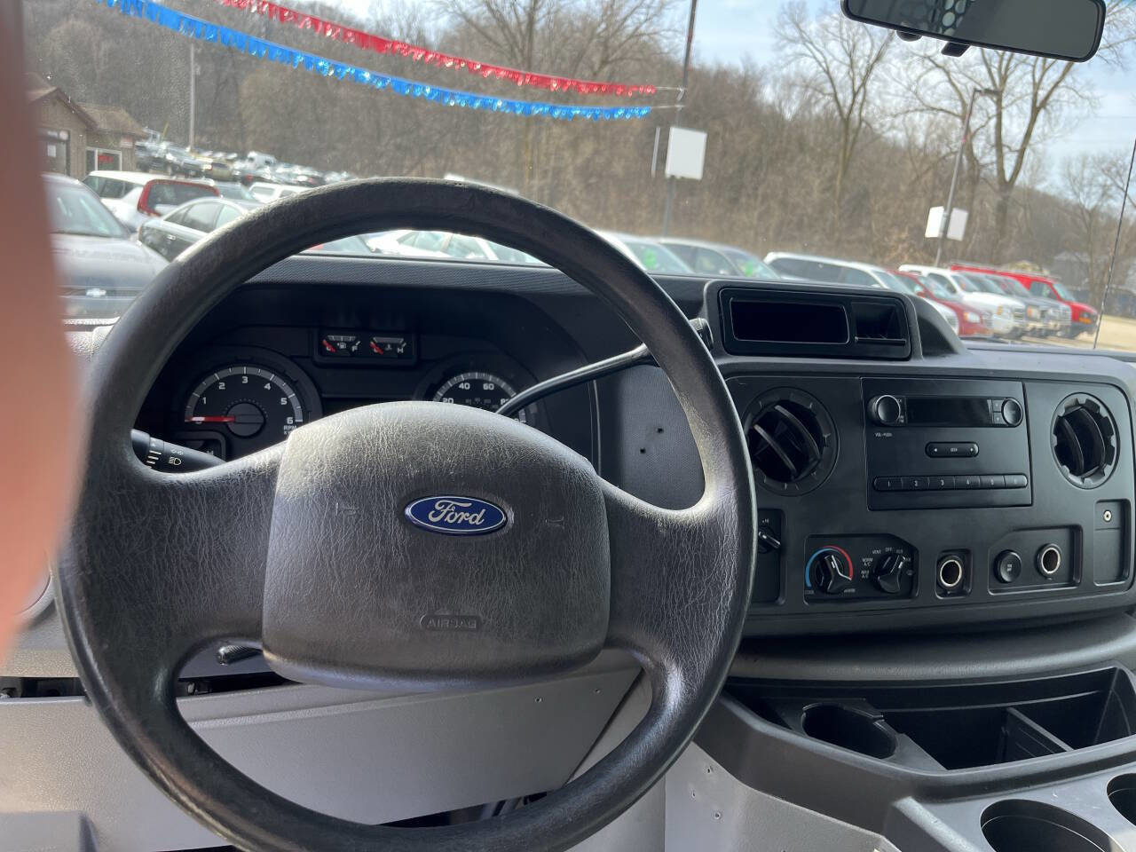 Used 2013 Ford E-250 and Econoline 250 image 15