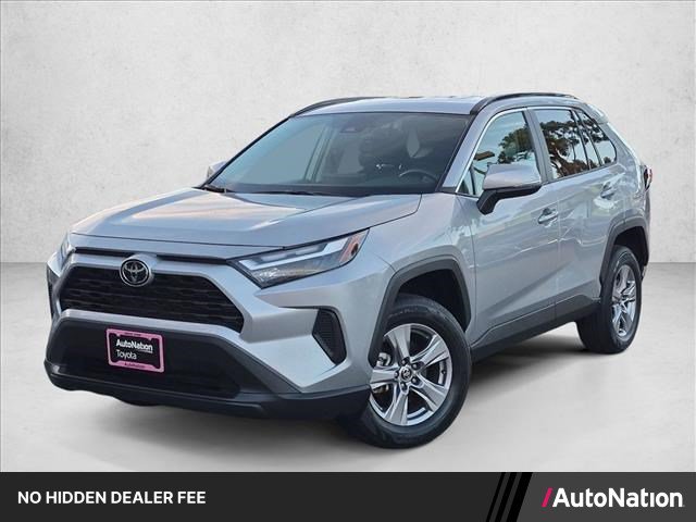 Certified 2025 Toyota RAV4 XLE FWD image 1