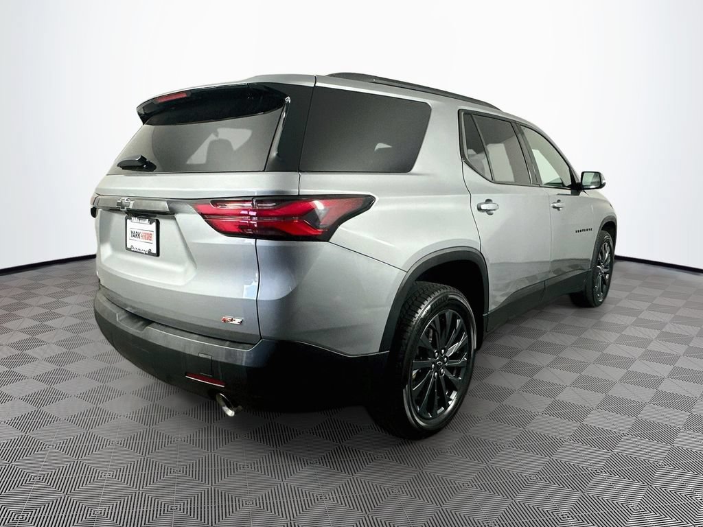 Used 2023 Chevrolet Traverse RS FWD image 10