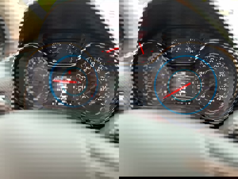 Used 2017 Chevrolet Cruze LT w/ Convenience Package image 26