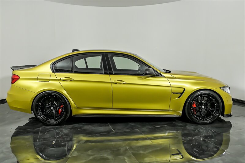 Used 2016 BMW M3 RWD image 10